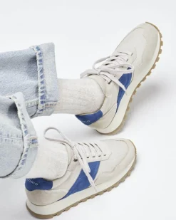 In Corio Sneakers><noscript><img width=