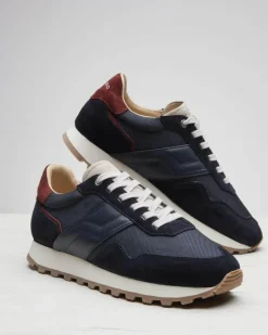 In Corio Sneakers><noscript><img width=