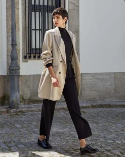 In Corio À Lacets><noscript><img width=