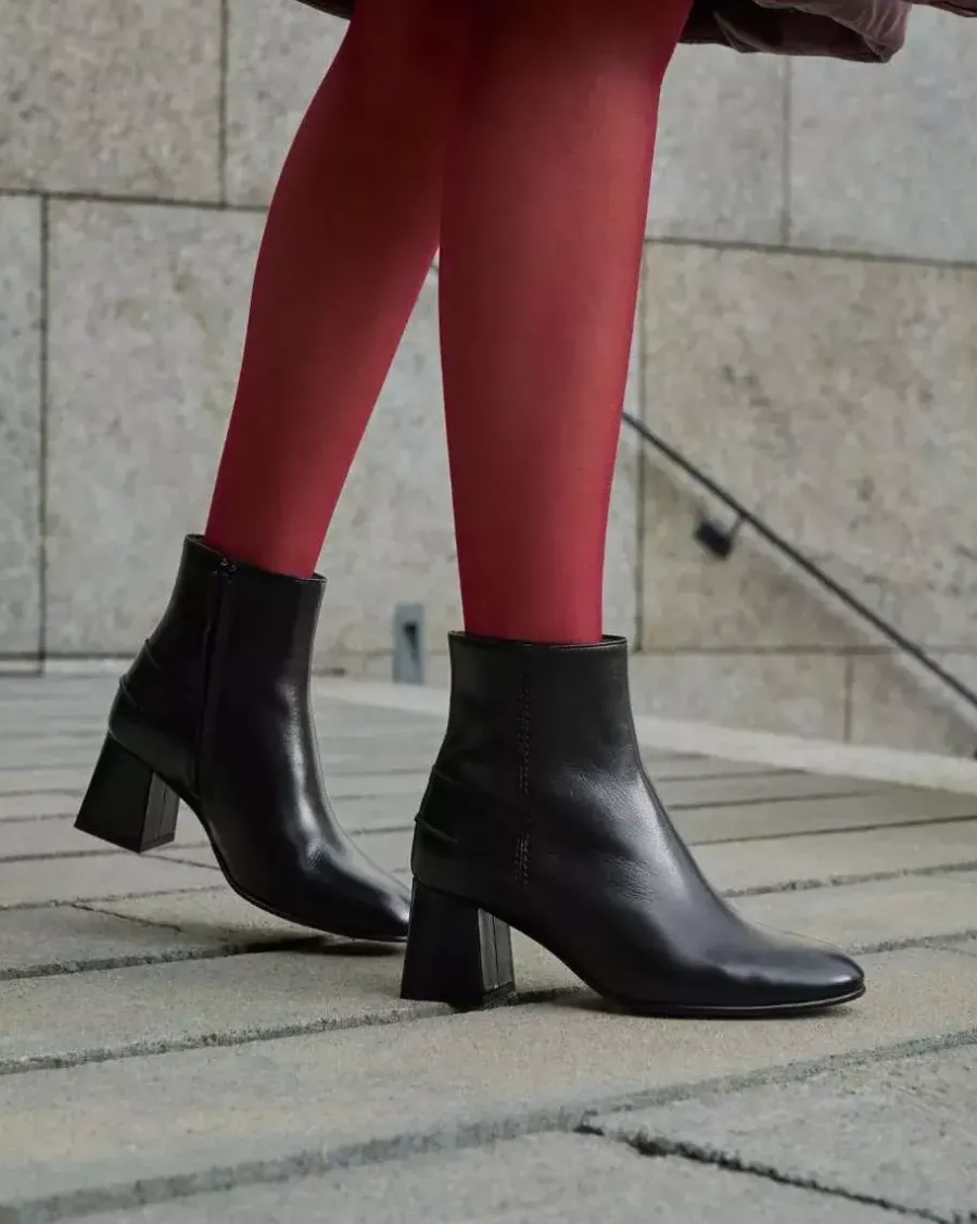 In Corio Bottines>MAUD