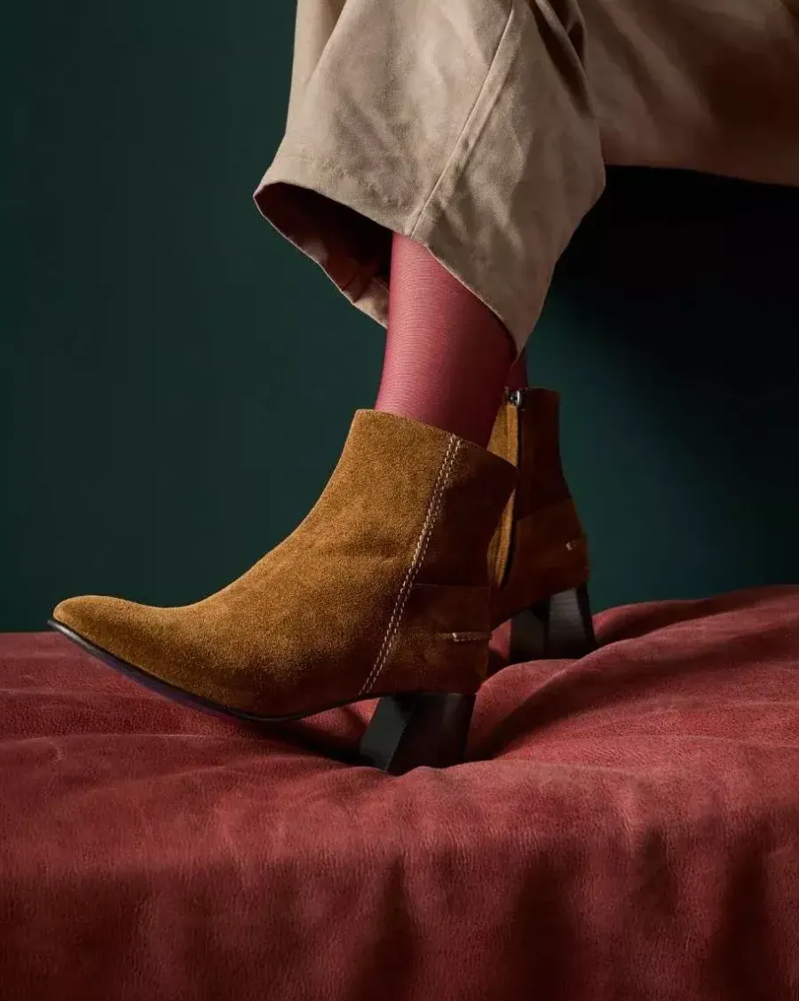 In Corio Bottines>MAUD