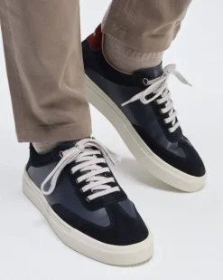 In Corio Sneakers><noscript><img width=