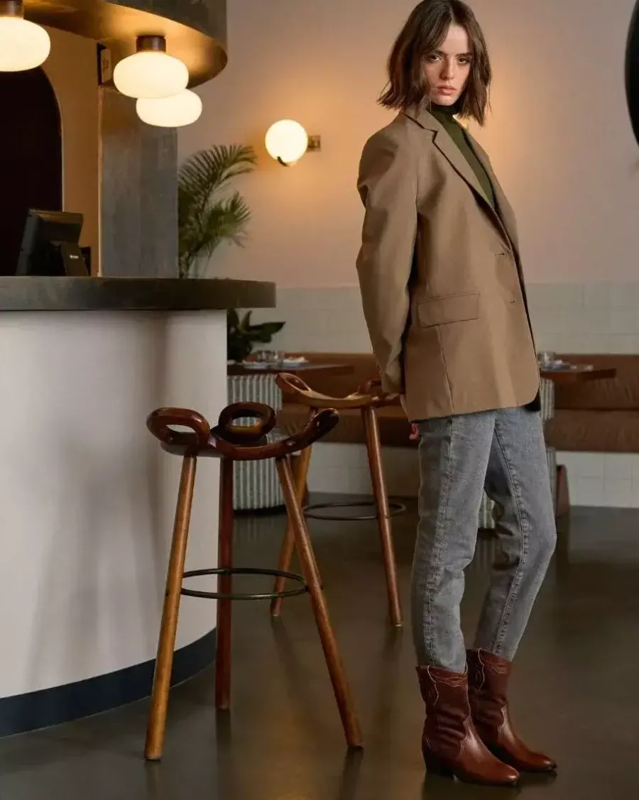 In Corio Bottines>PHOEBE