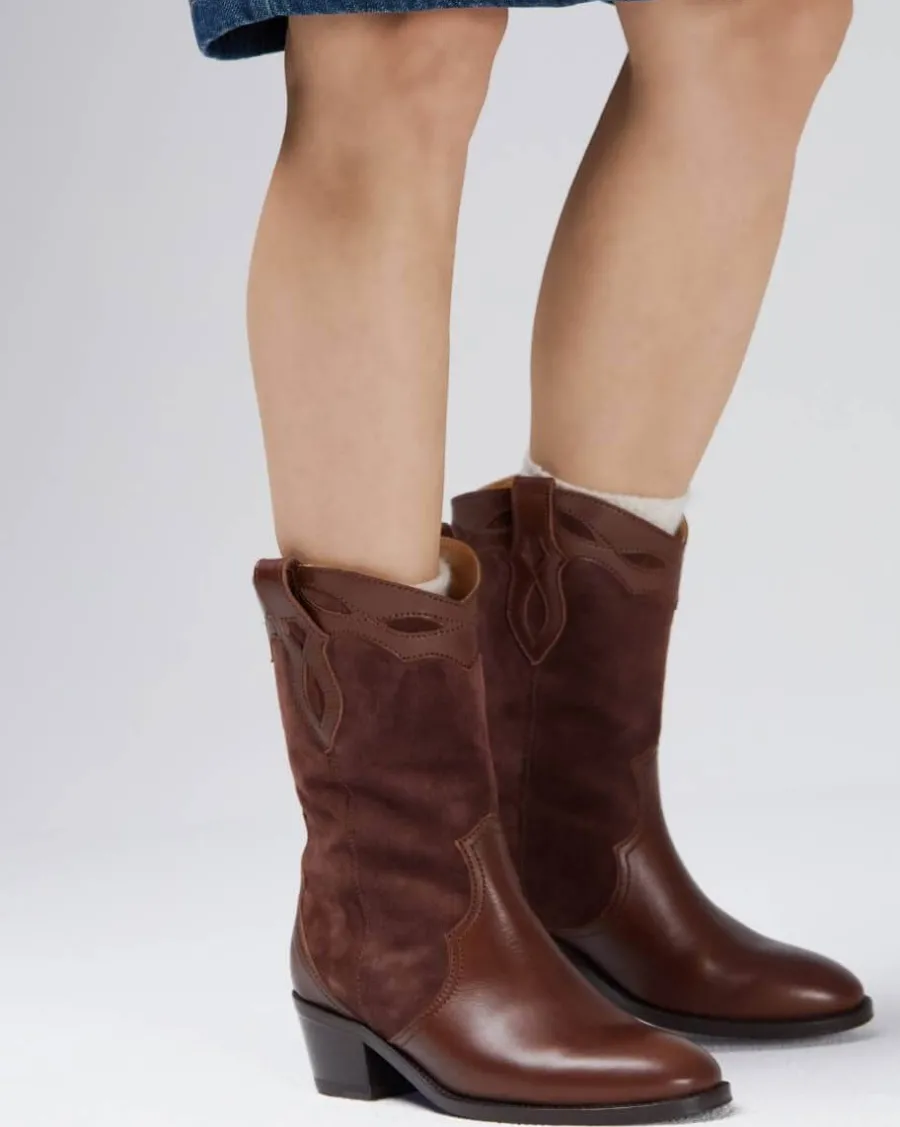 In Corio Bottines>PHOEBE